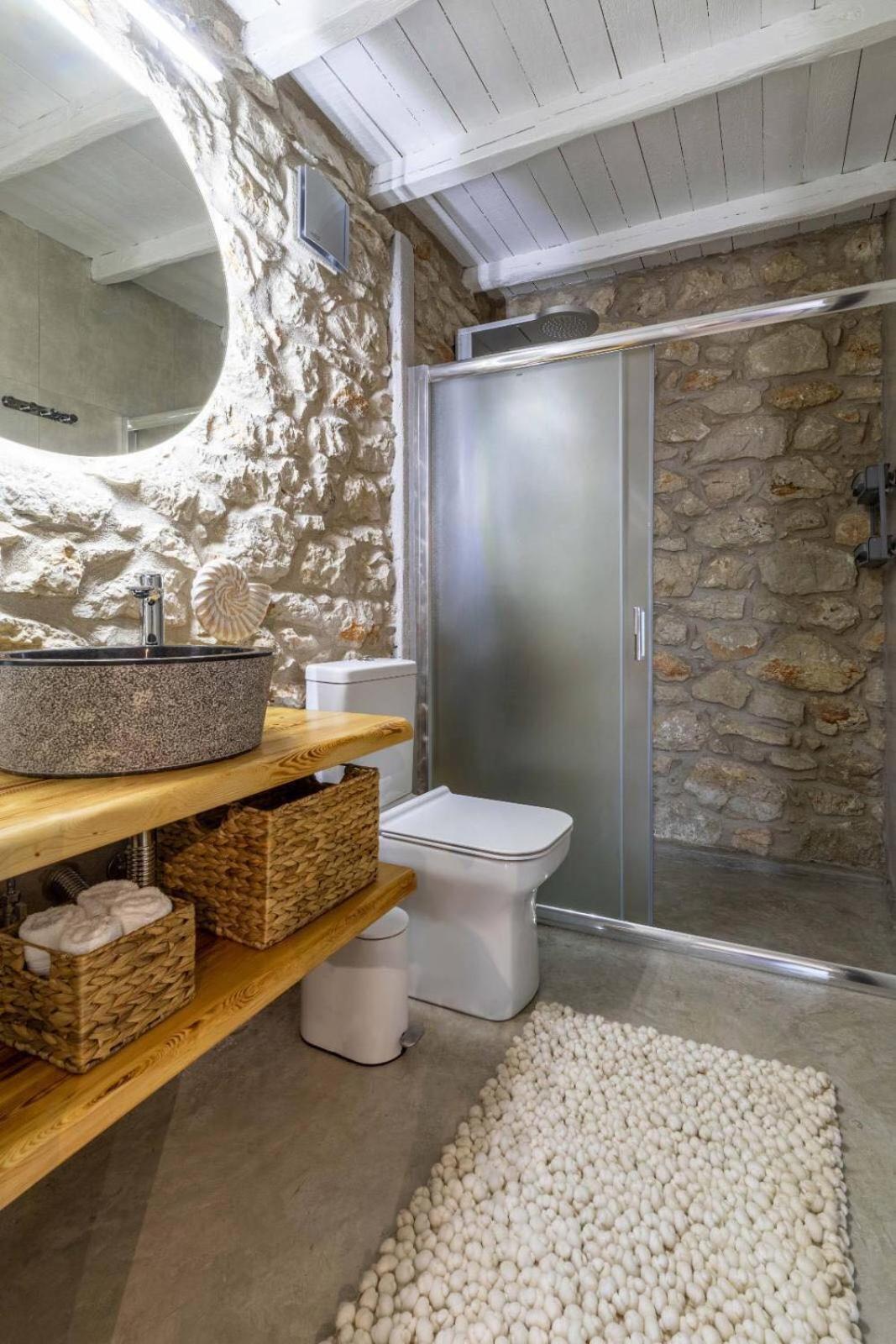 Vivari Stone House מראה חיצוני תמונה