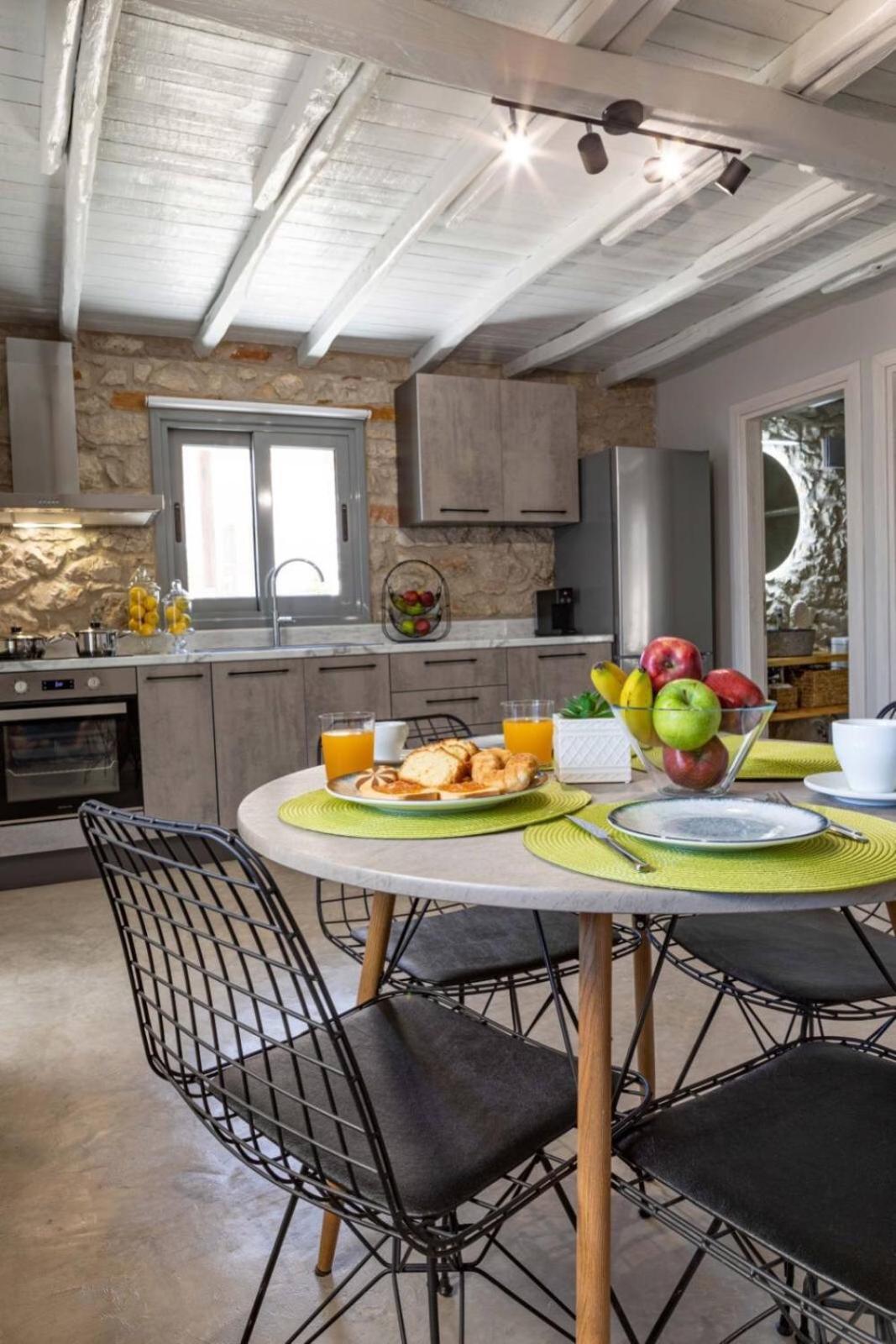 Vivari Stone House מראה חיצוני תמונה